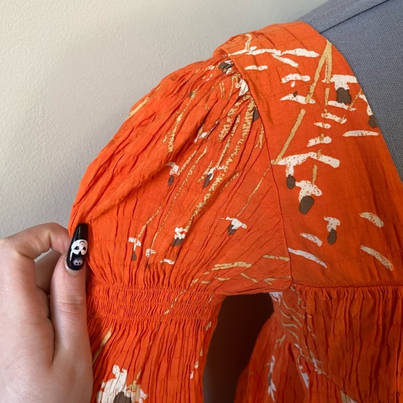 Urban Outfitters Allie tie sleeve orange floral button front bohemian blouse - Picture 6 of 11